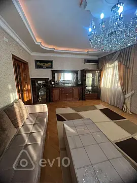 Kirayə verilir 3 otaqlı yeni tikili 135 m²