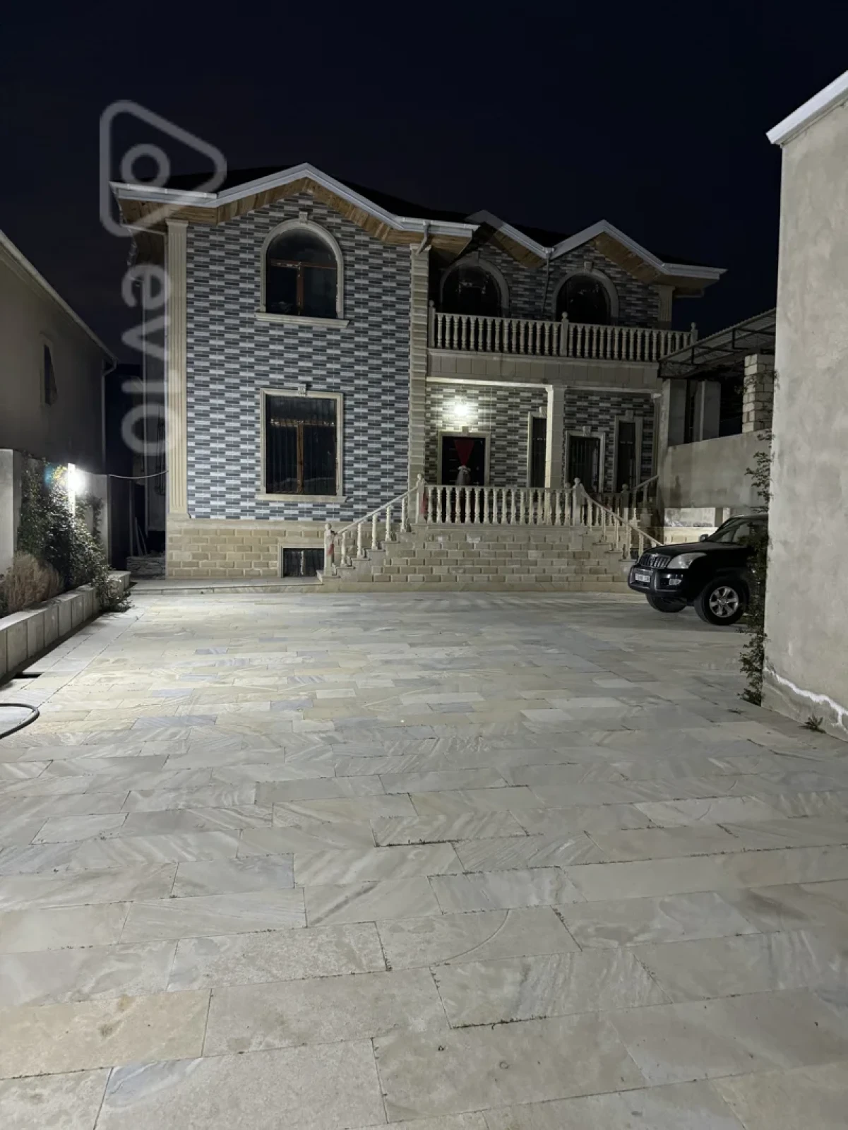 Satılır 7 otaqlı həyət evi 150 m²