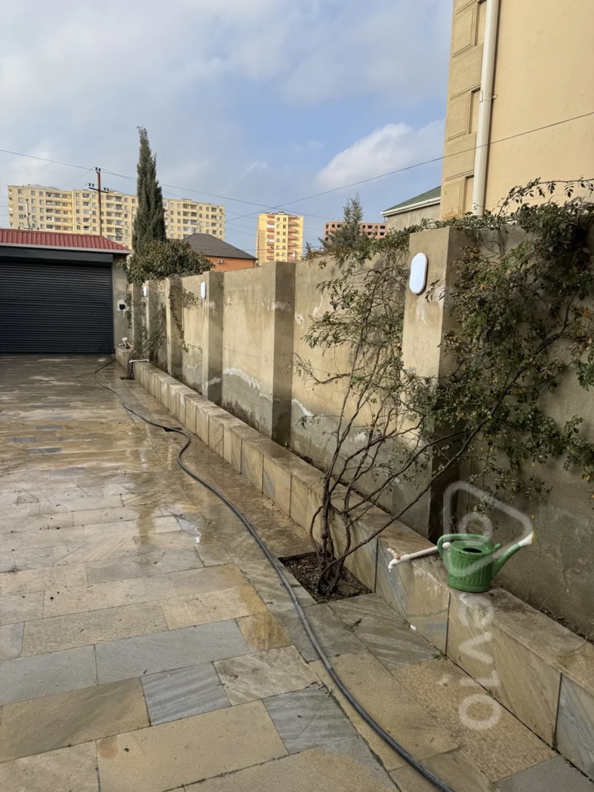 Satılır 7 otaqlı həyət evi 150 m²
