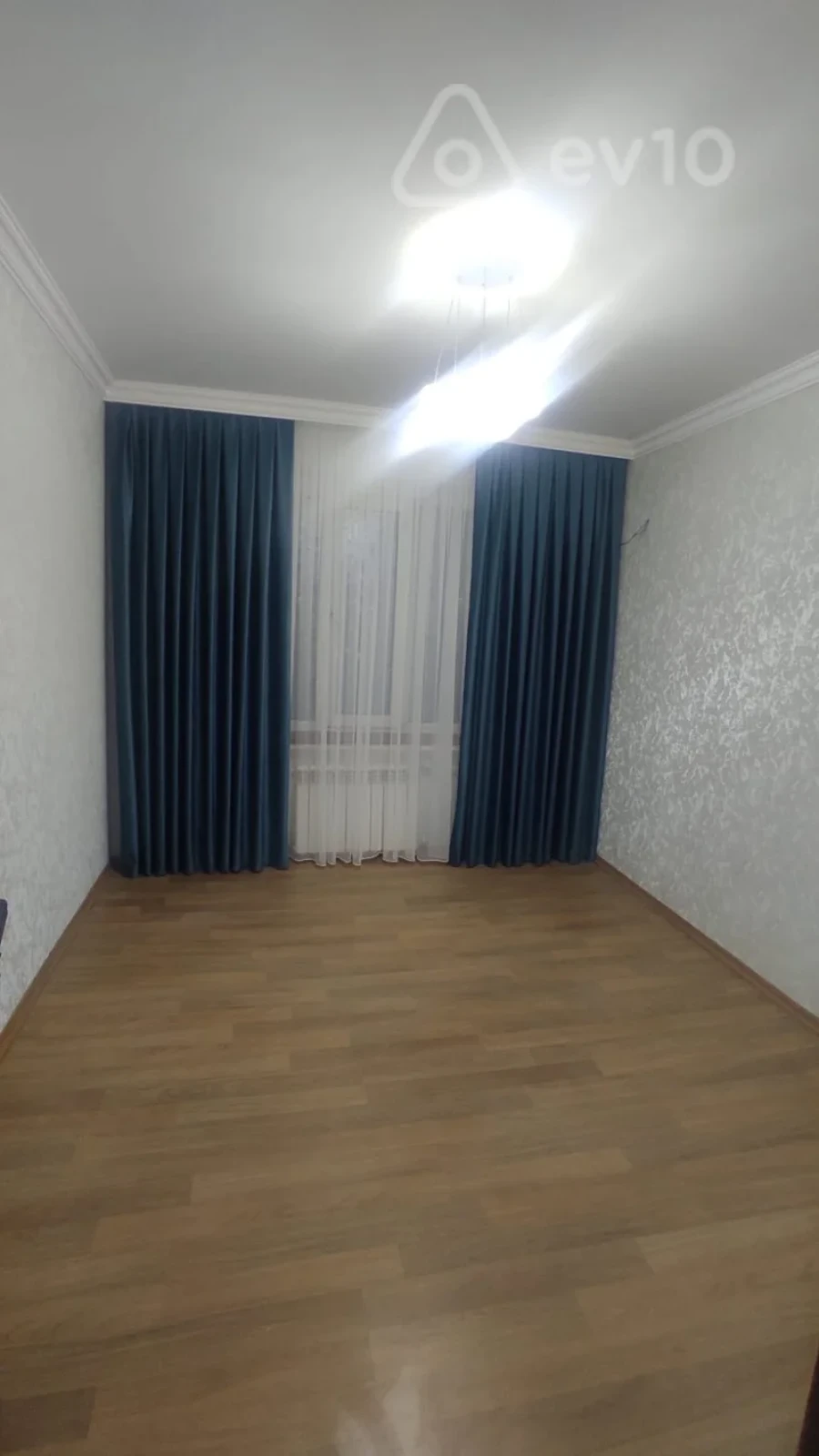 Satılır 3 otaqlı köhnə tikili 60 m²