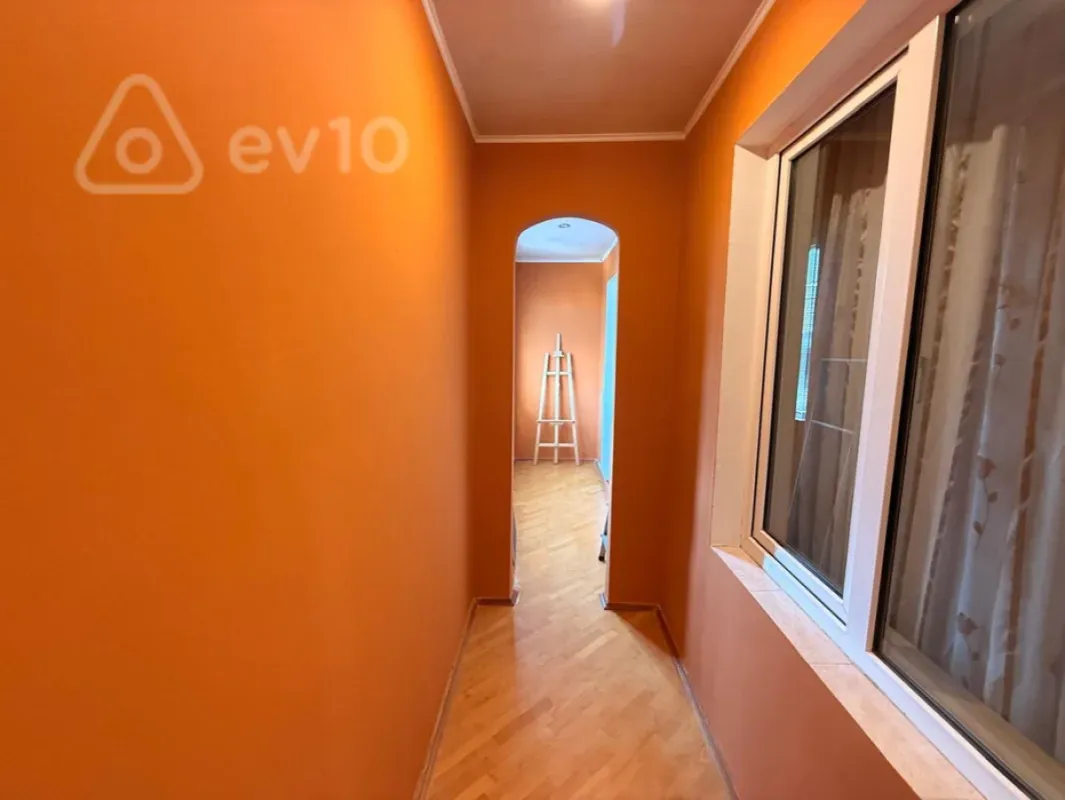 Kirayə verilir 3 otaqlı köhnə tikili 90 m²