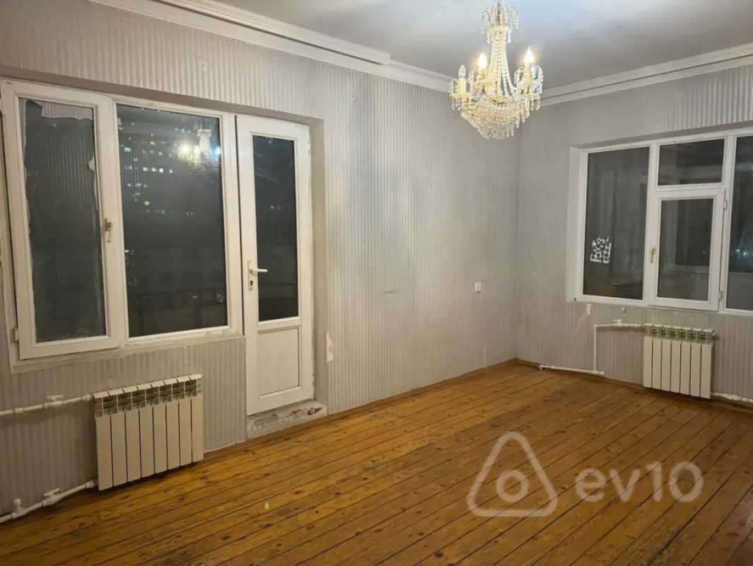Kirayə verilir 3 otaqlı köhnə tikili 80 m²