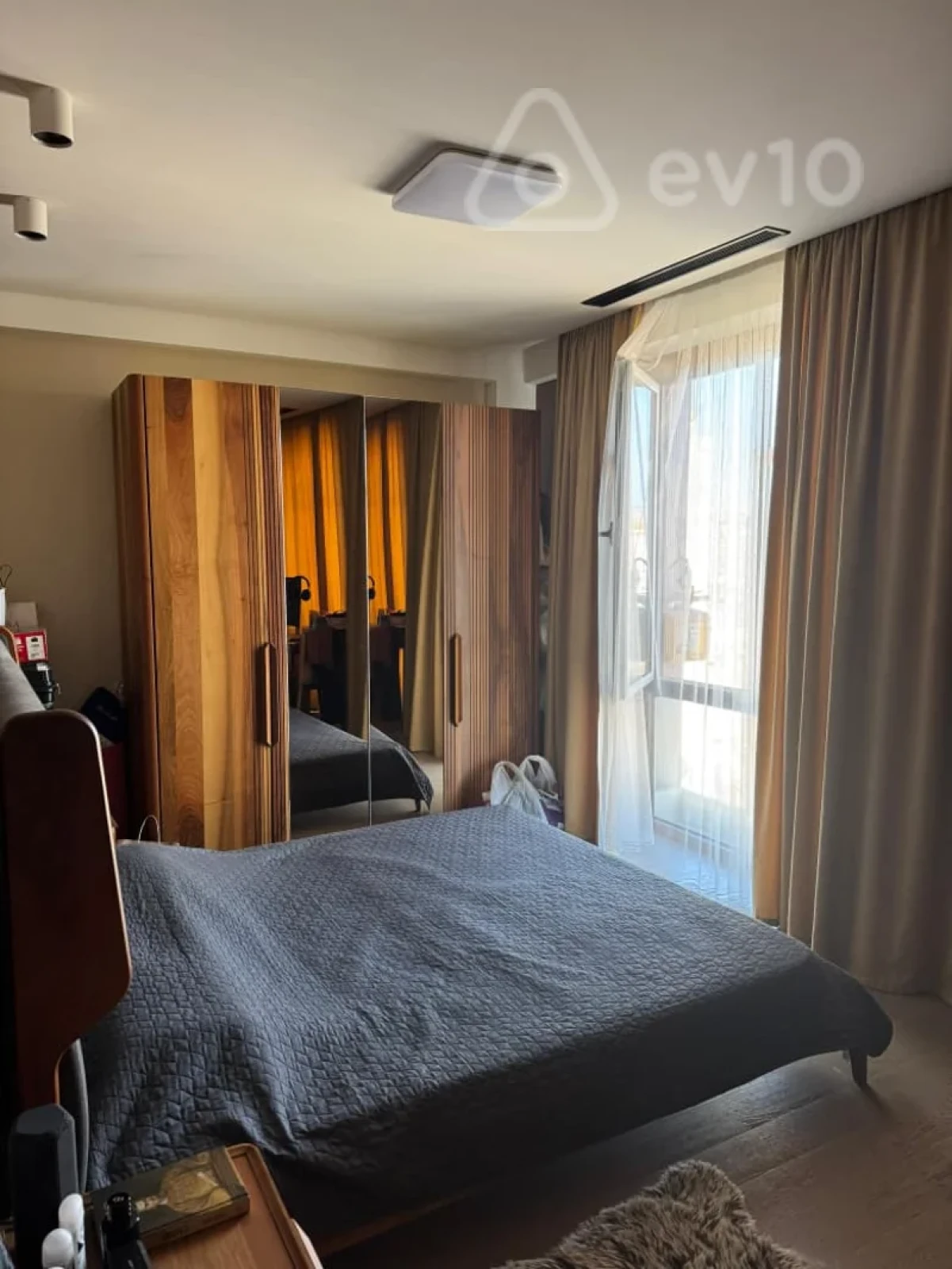 Satılır 2 otaqlı yeni tikili 55 m²