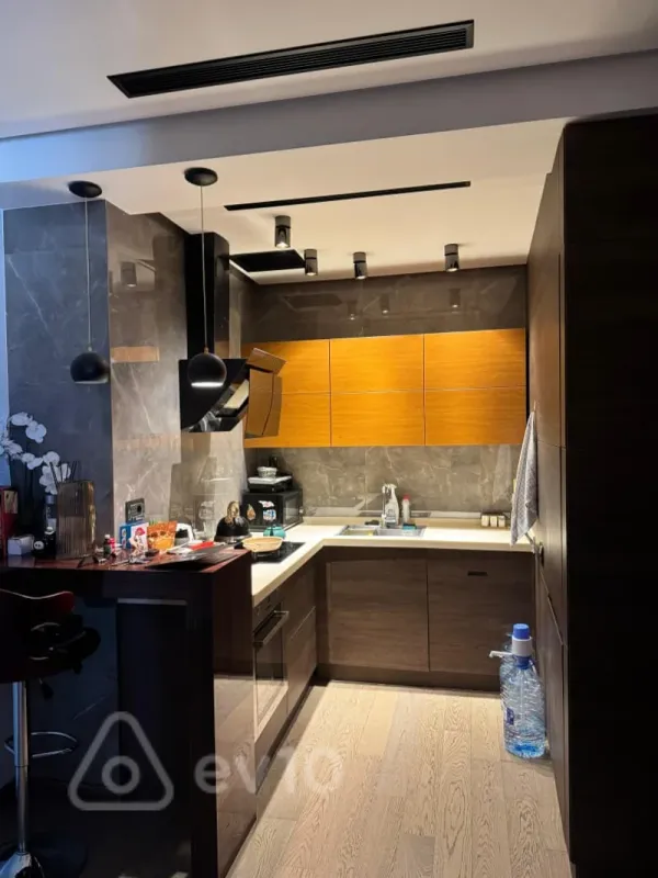 Satılır 2 otaqlı yeni tikili 55 m²