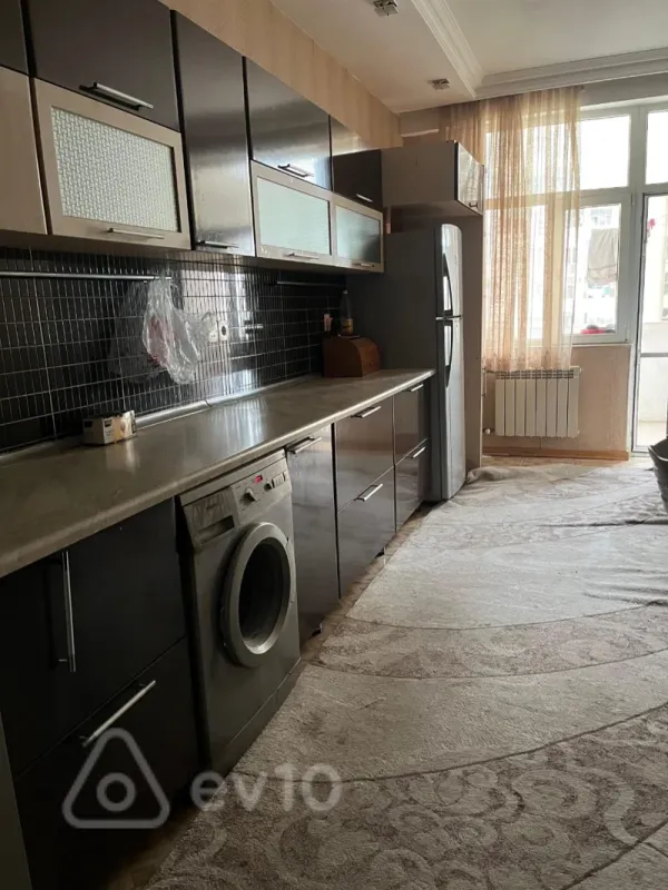 Kirayə verilir 3 otaqlı yeni tikili 60 m²