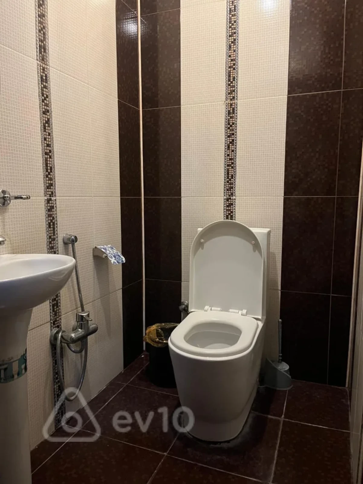 Kirayə verilir 3 otaqlı yeni tikili 60 m²