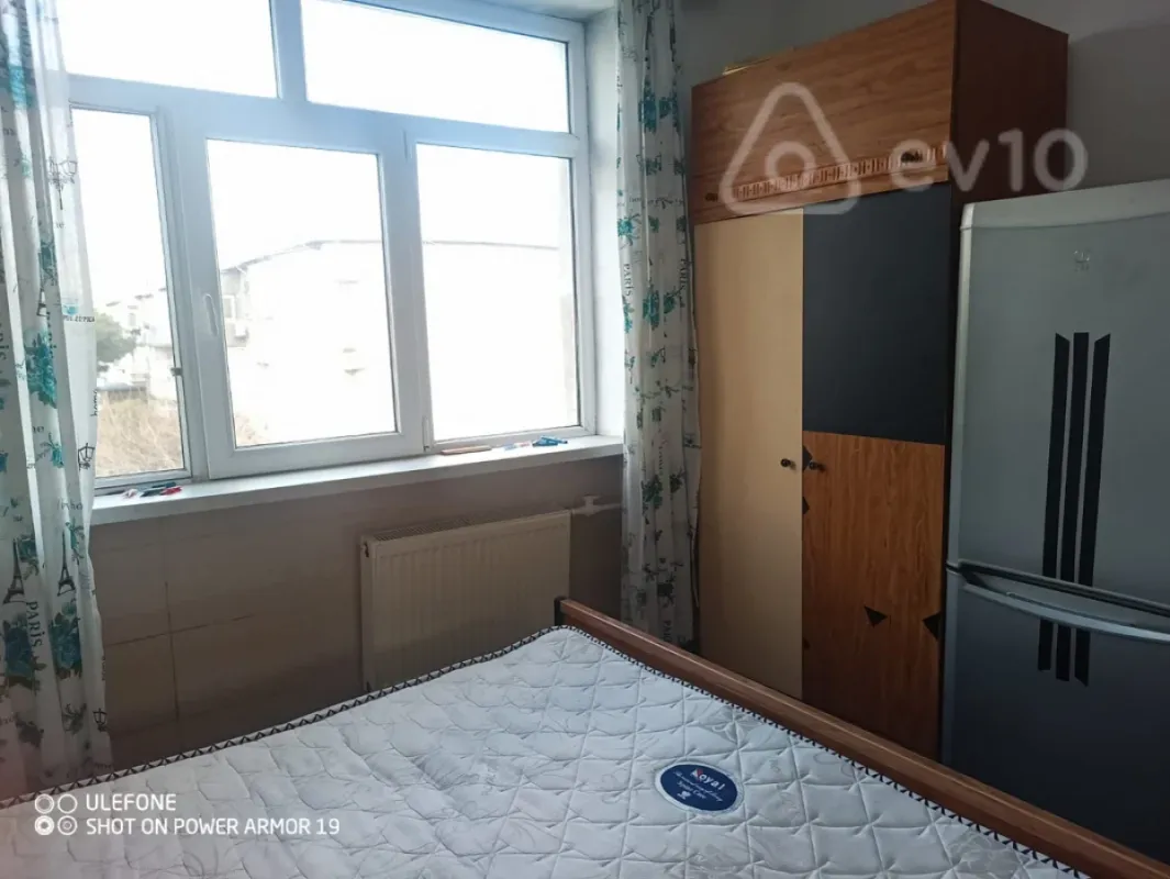 Kirayə verilir 2 otaqlı köhnə tikili 25 m²