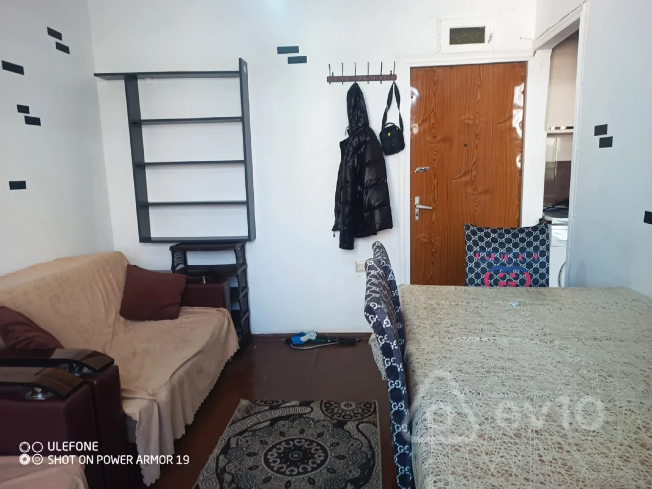 Kirayə verilir 2 otaqlı köhnə tikili 25 m²