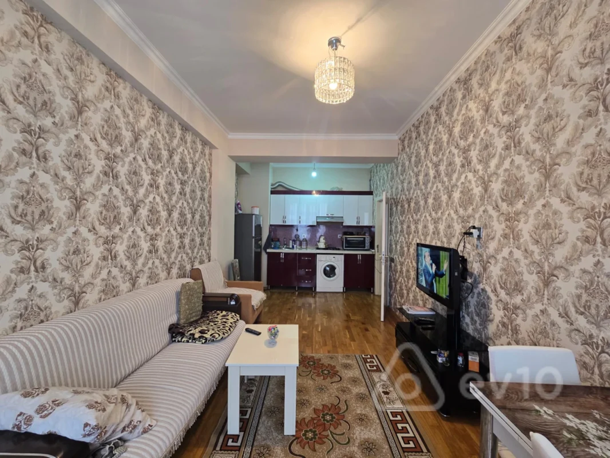 Kirayə verilir 2 otaqlı yeni tikili 50 m²