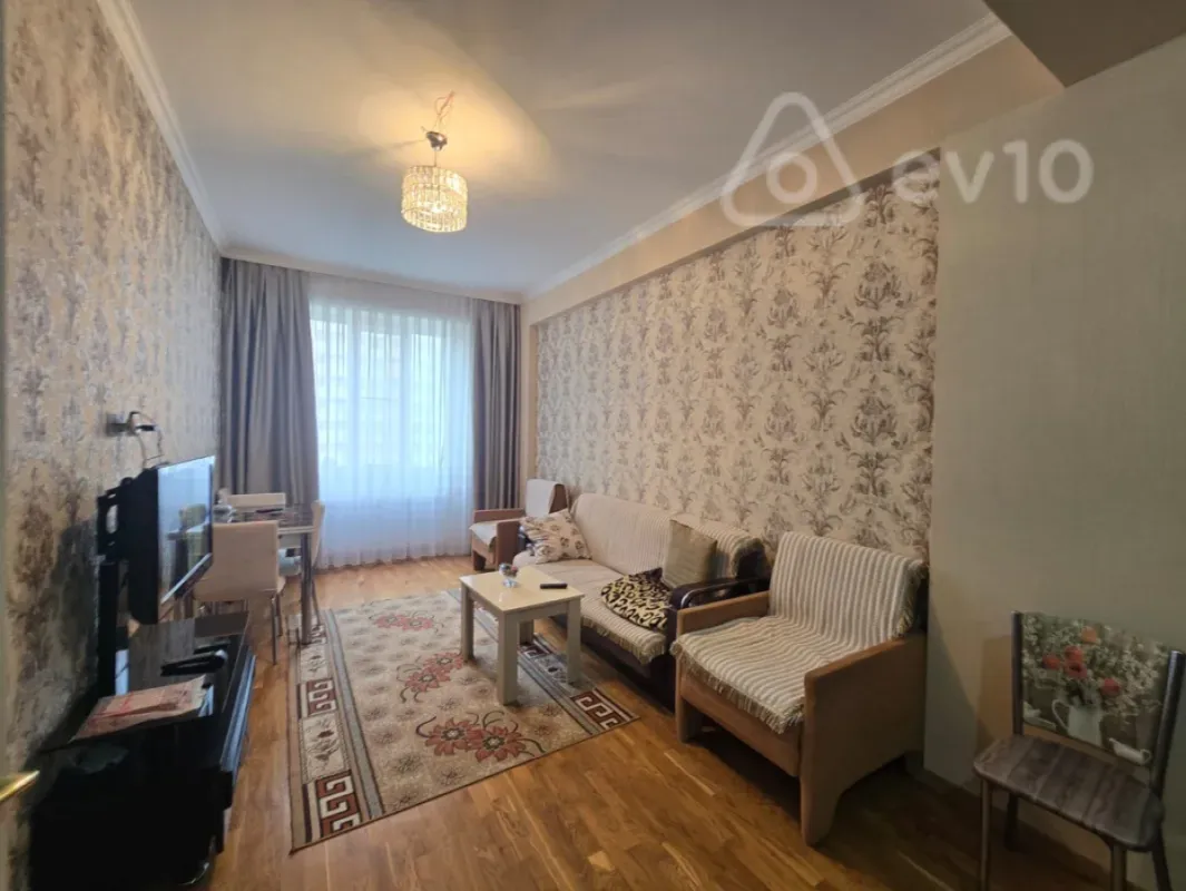 Kirayə verilir 2 otaqlı yeni tikili 50 m²