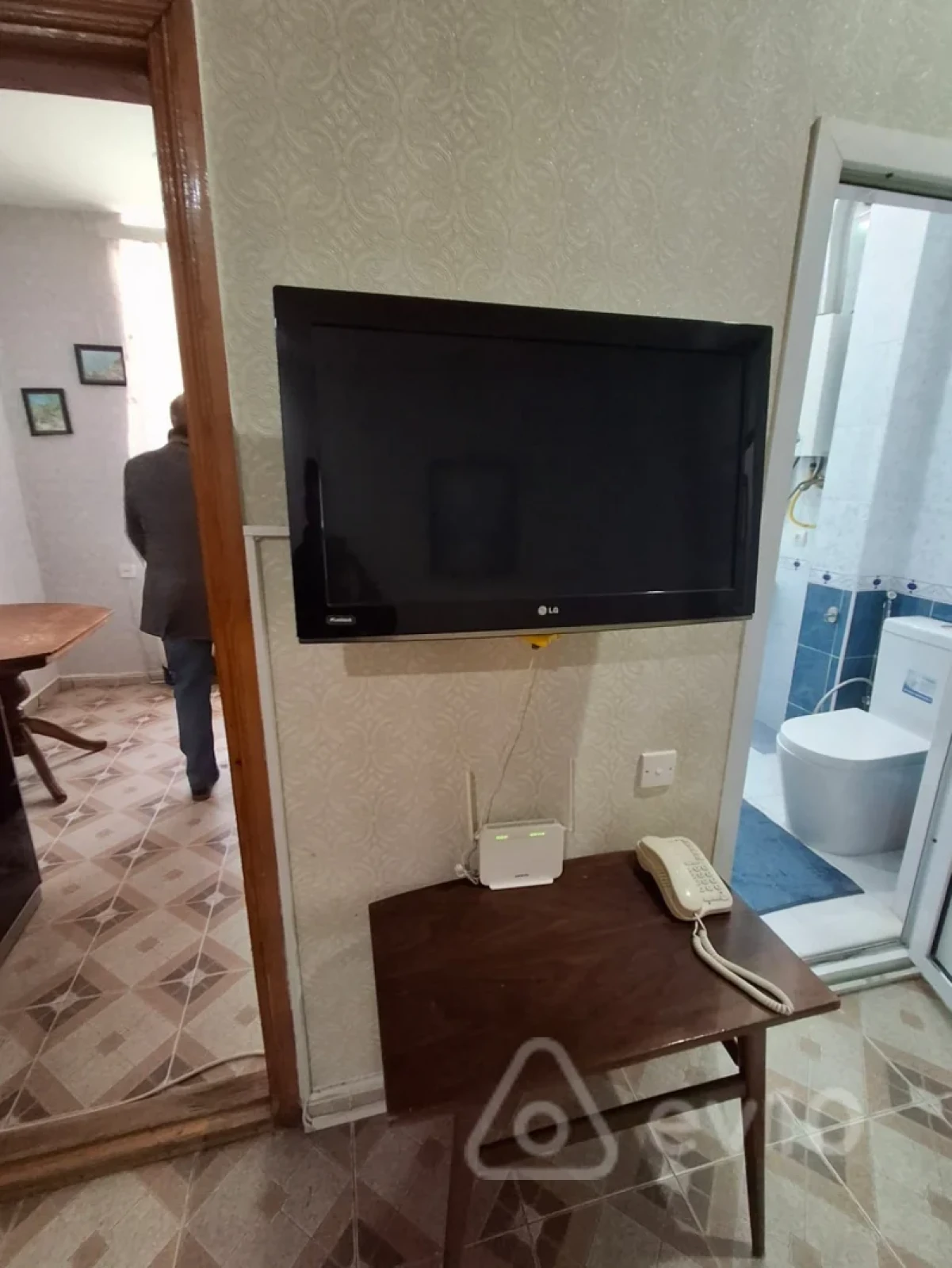 Kirayə verilir 2 otaqlı köhnə tikili 85 m²