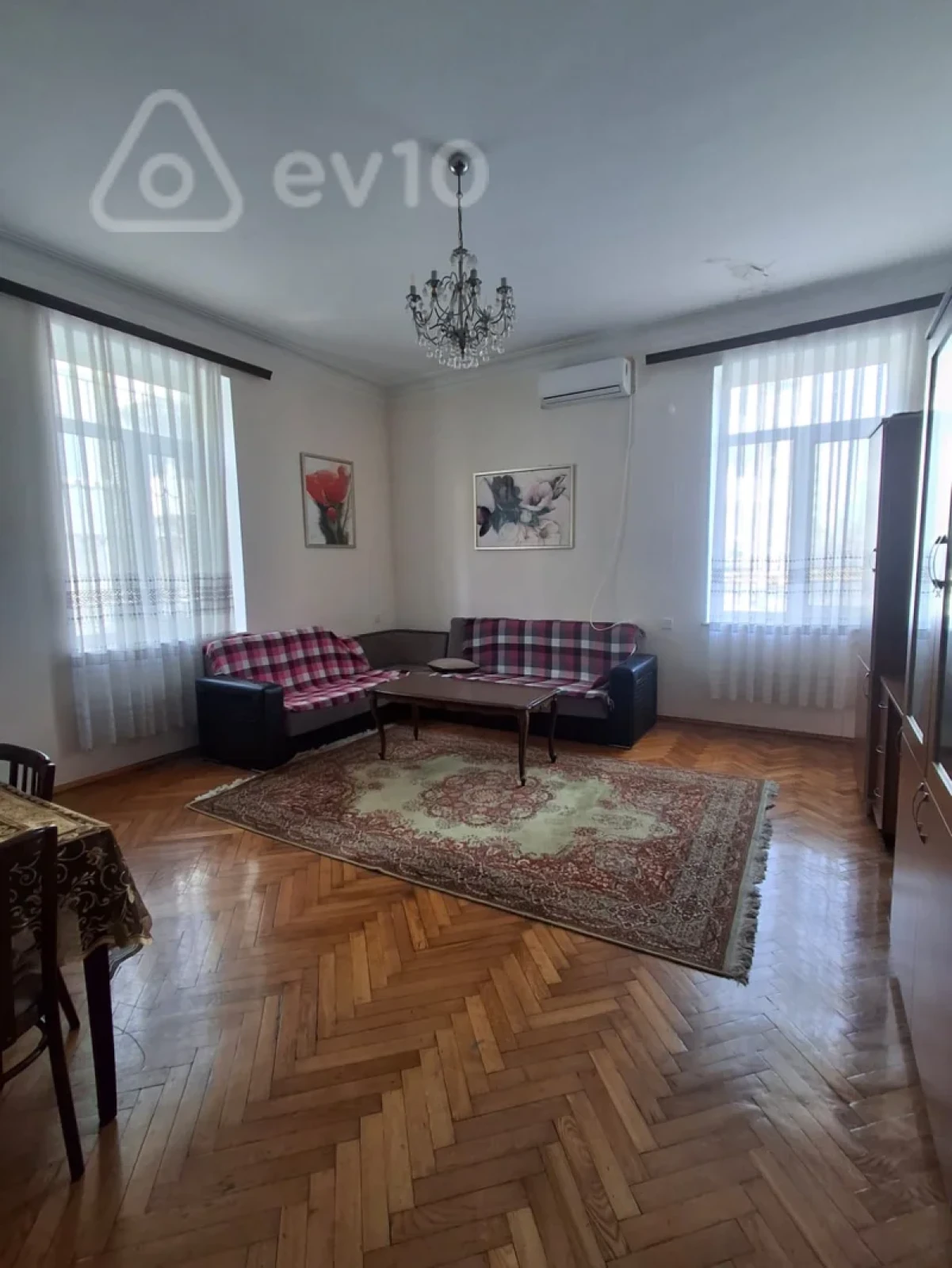 Kirayə verilir 2 otaqlı köhnə tikili 85 m²