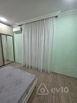 Kirayə verilir 2 otaqlı yeni tikili 80 m²