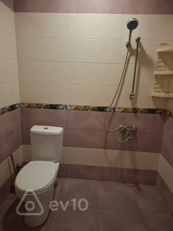 Kirayə verilir 2 otaqlı yeni tikili 80 m²