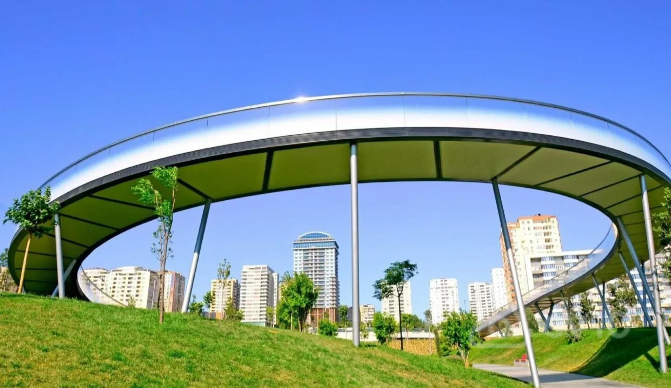 Satılır 2 otaqlı yeni tikili 85 m²