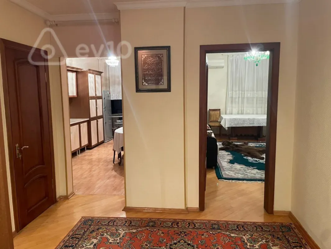 Satılır 2 otaqlı yeni tikili 85 m²