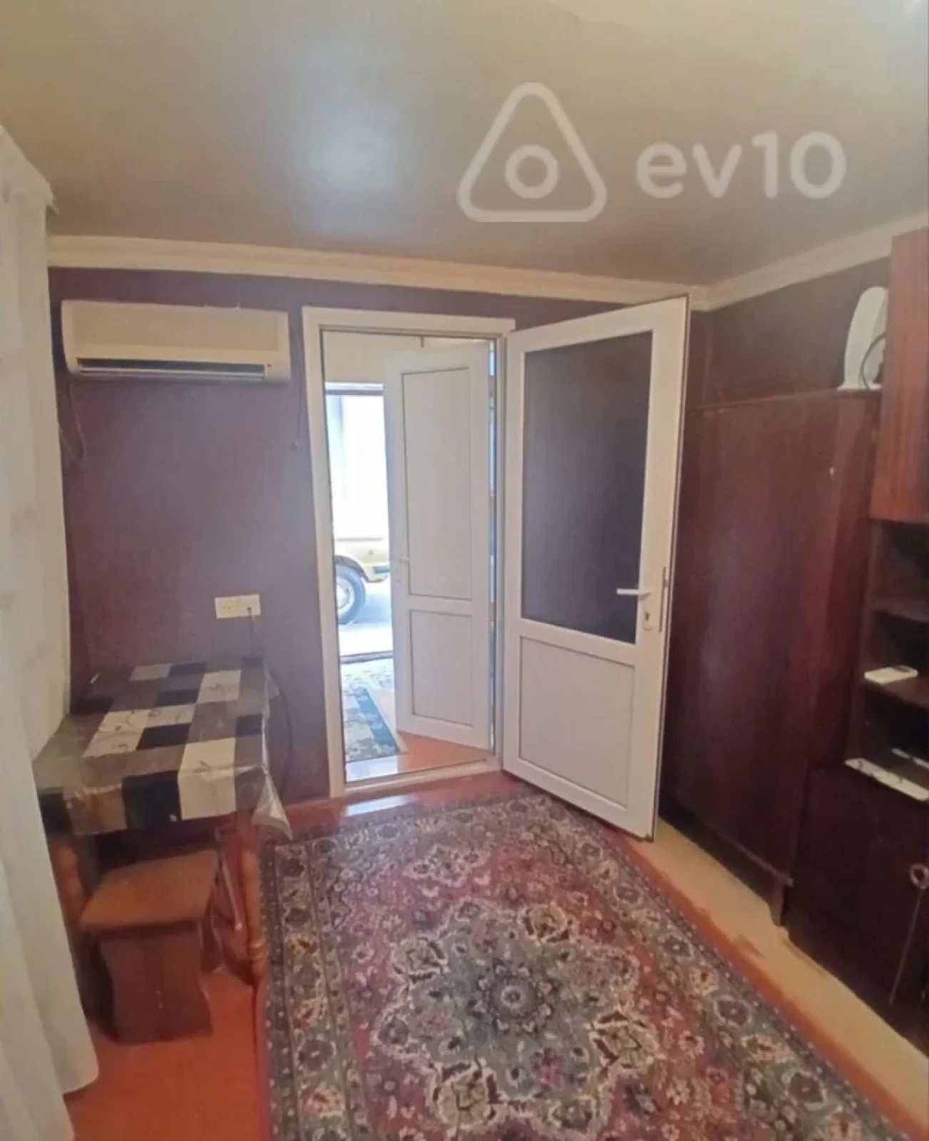 Kirayə verilir 1 otaqlı həyət evi 15 m²