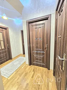Kirayə verilir 2 otaqlı yeni tikili 64 m²