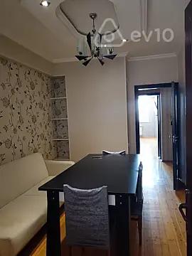 Kirayə verilir 2 otaqlı yeni tikili 50 m²