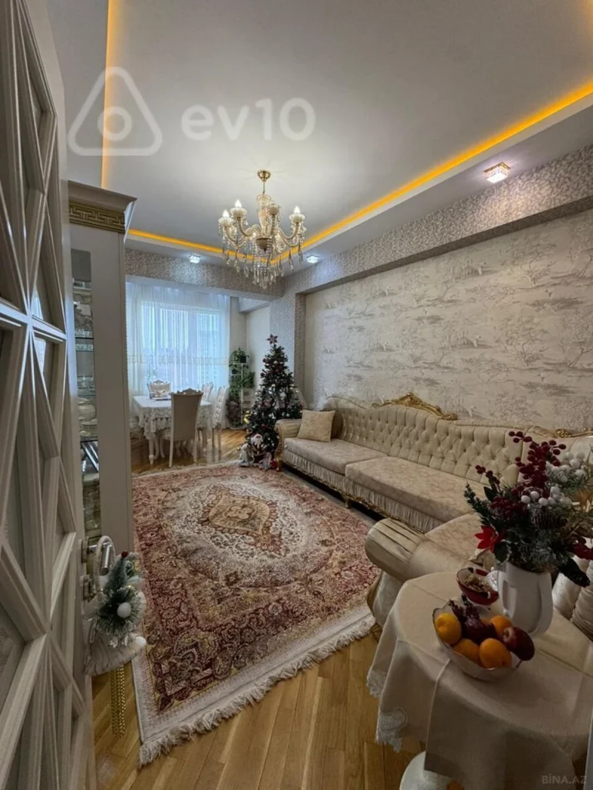 Kirayə verilir 2 otaqlı yeni tikili 71 m²