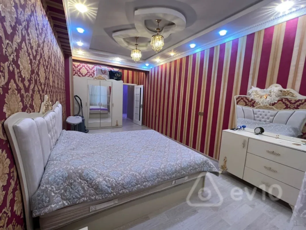 Satılır 3 otaqlı yeni tikili 143 m²