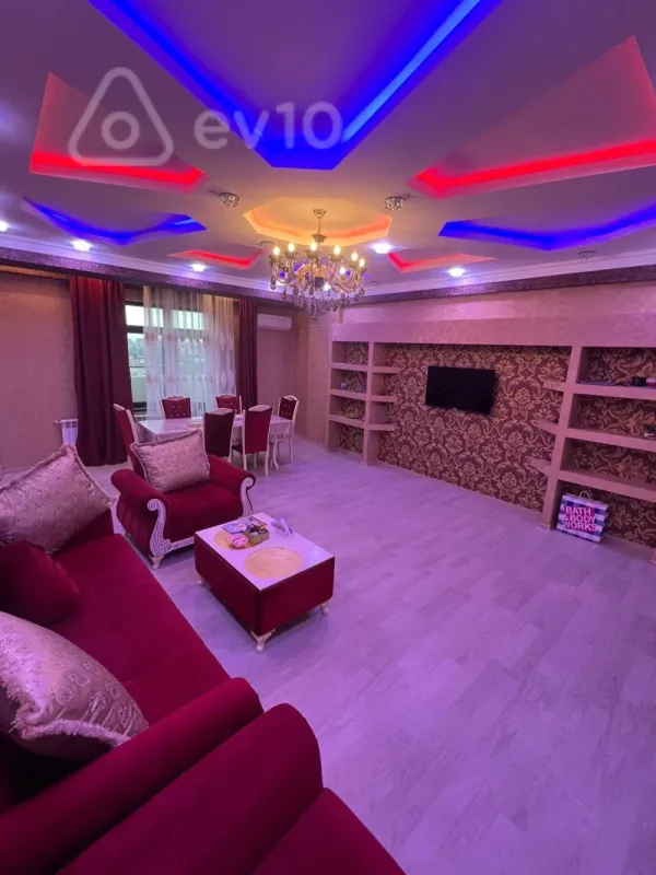 Satılır 3 otaqlı yeni tikili 143 m²