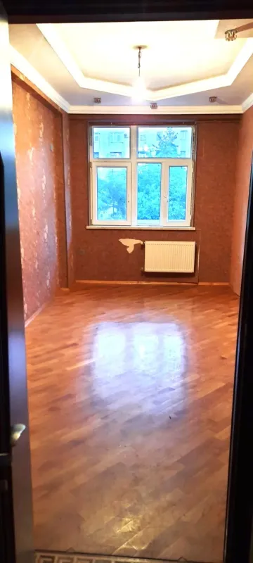 Kirayə verilir 2 otaqlı yeni tikili 60 m²