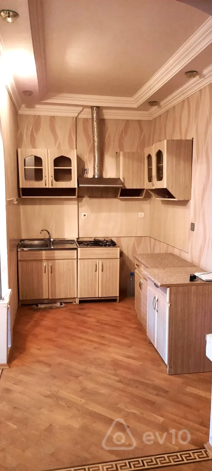 Kirayə verilir 2 otaqlı yeni tikili 60 m²