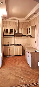 Kirayə verilir 2 otaqlı yeni tikili 60 m²