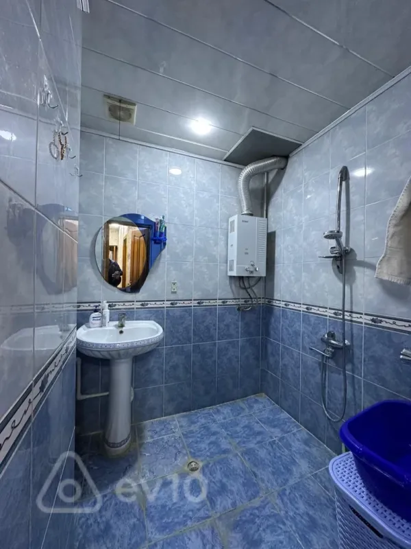 Satılır 3 otaqlı köhnə tikili 60 m²