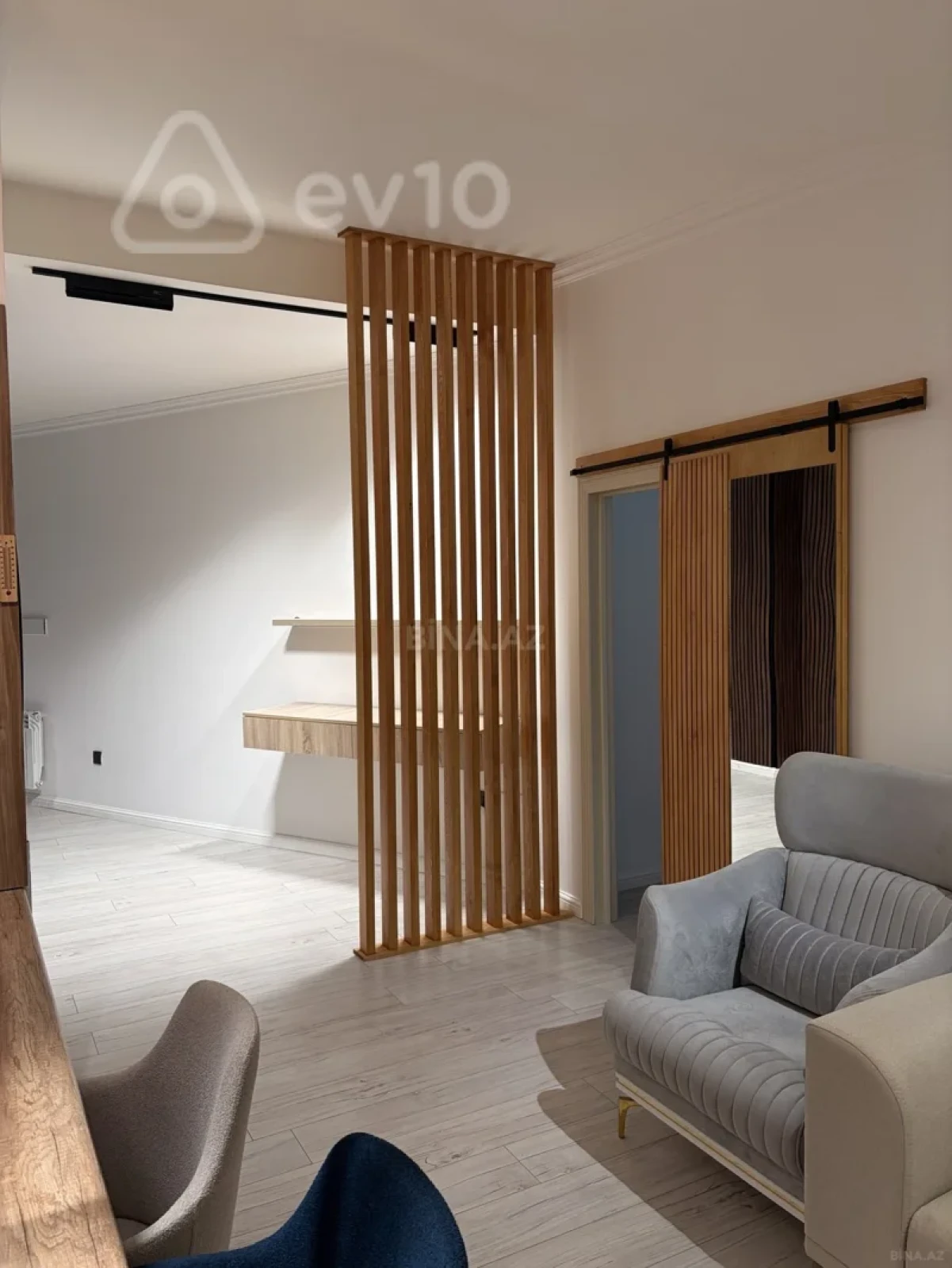 Kirayə verilir 2 otaqlı yeni tikili 70 m²