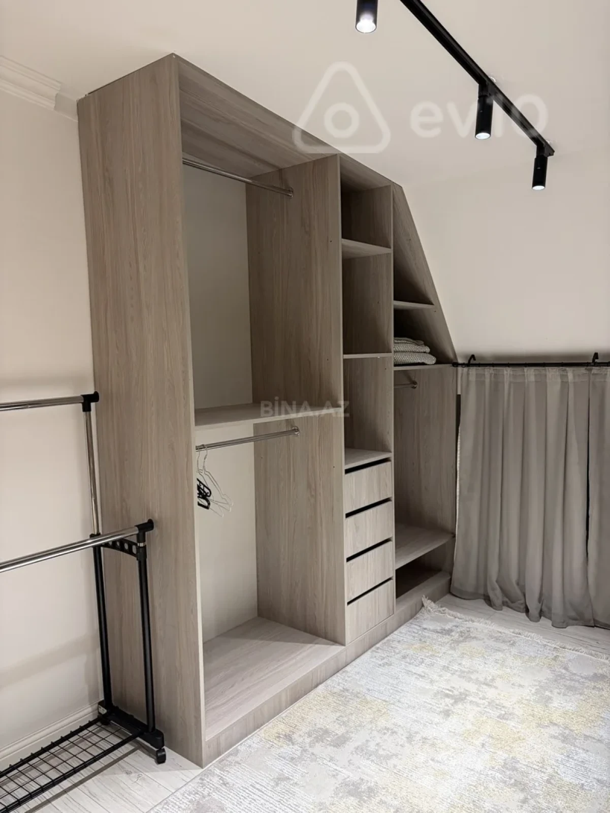 Kirayə verilir 2 otaqlı yeni tikili 70 m²