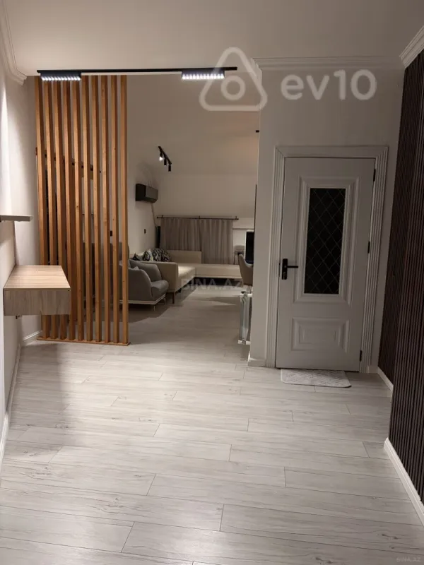 Kirayə verilir 2 otaqlı yeni tikili 70 m²