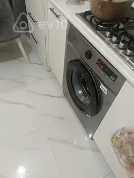 Kirayə verilir 2 otaqlı yeni tikili 70 m²