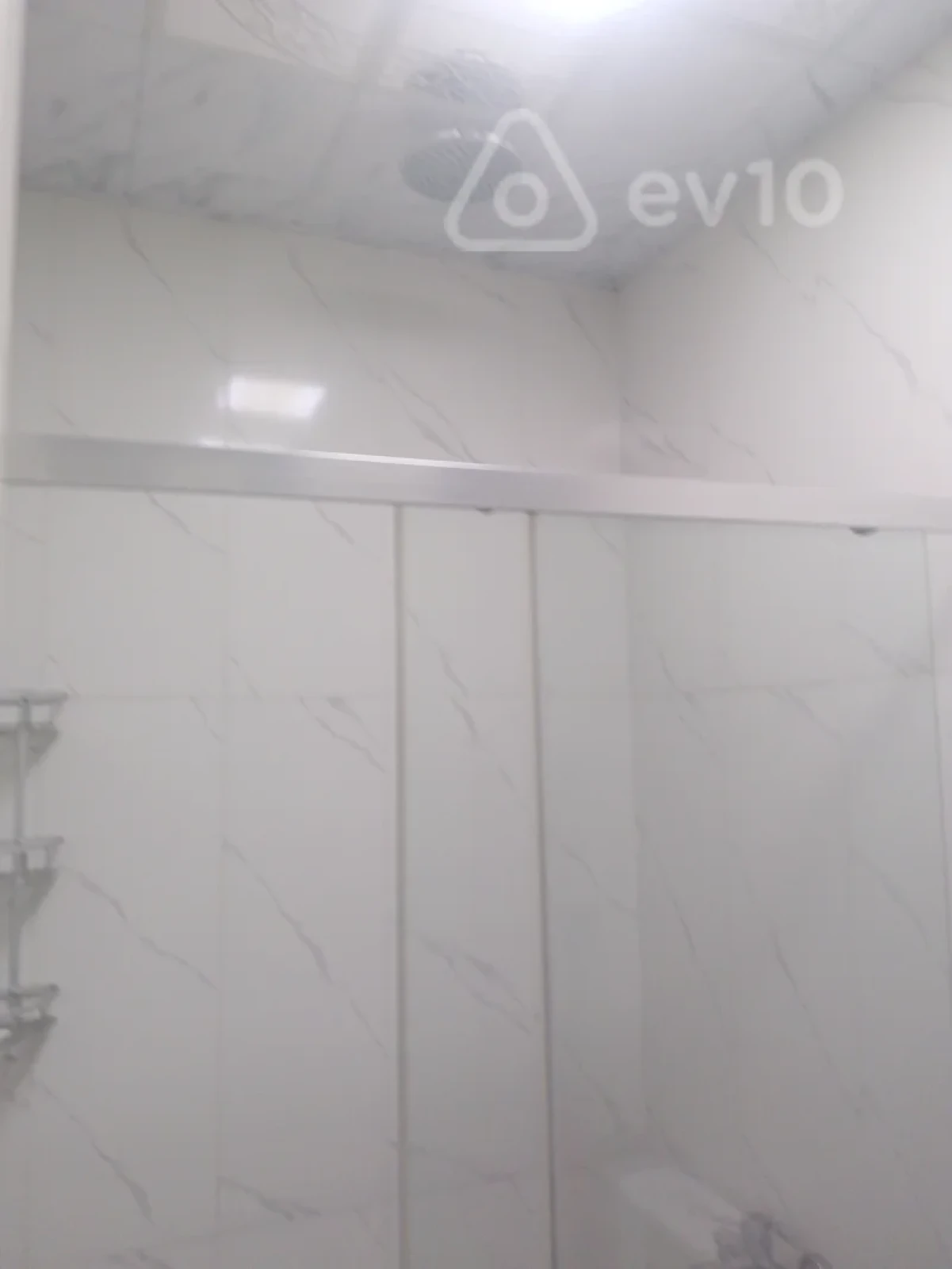Kirayə verilir 2 otaqlı yeni tikili 70 m²