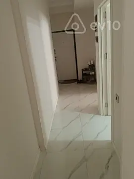 Kirayə verilir 2 otaqlı yeni tikili 70 m²