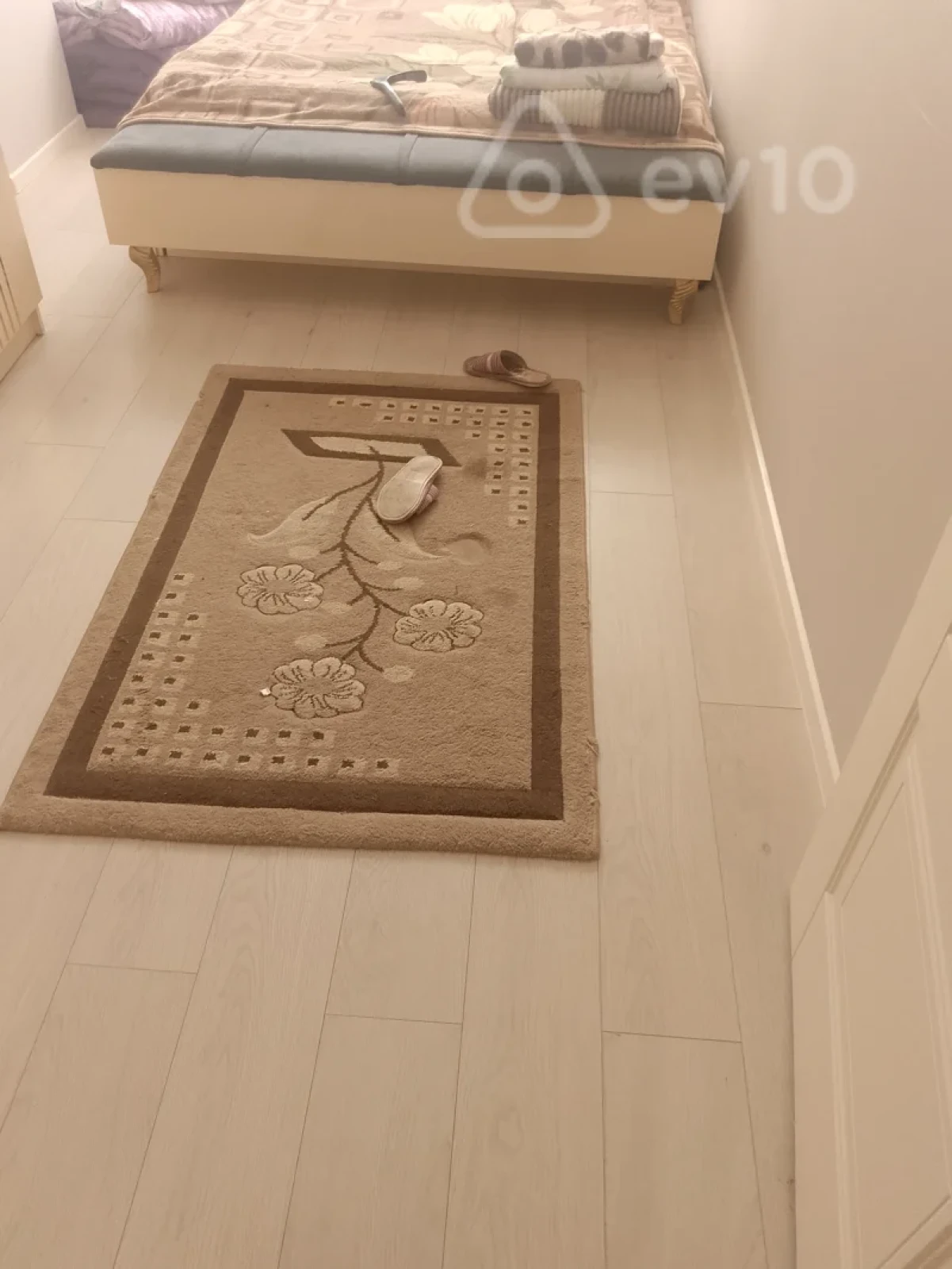 Kirayə verilir 2 otaqlı yeni tikili 70 m²