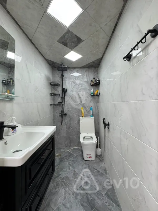 Satılır 2 otaqlı yeni tikili 55 m²