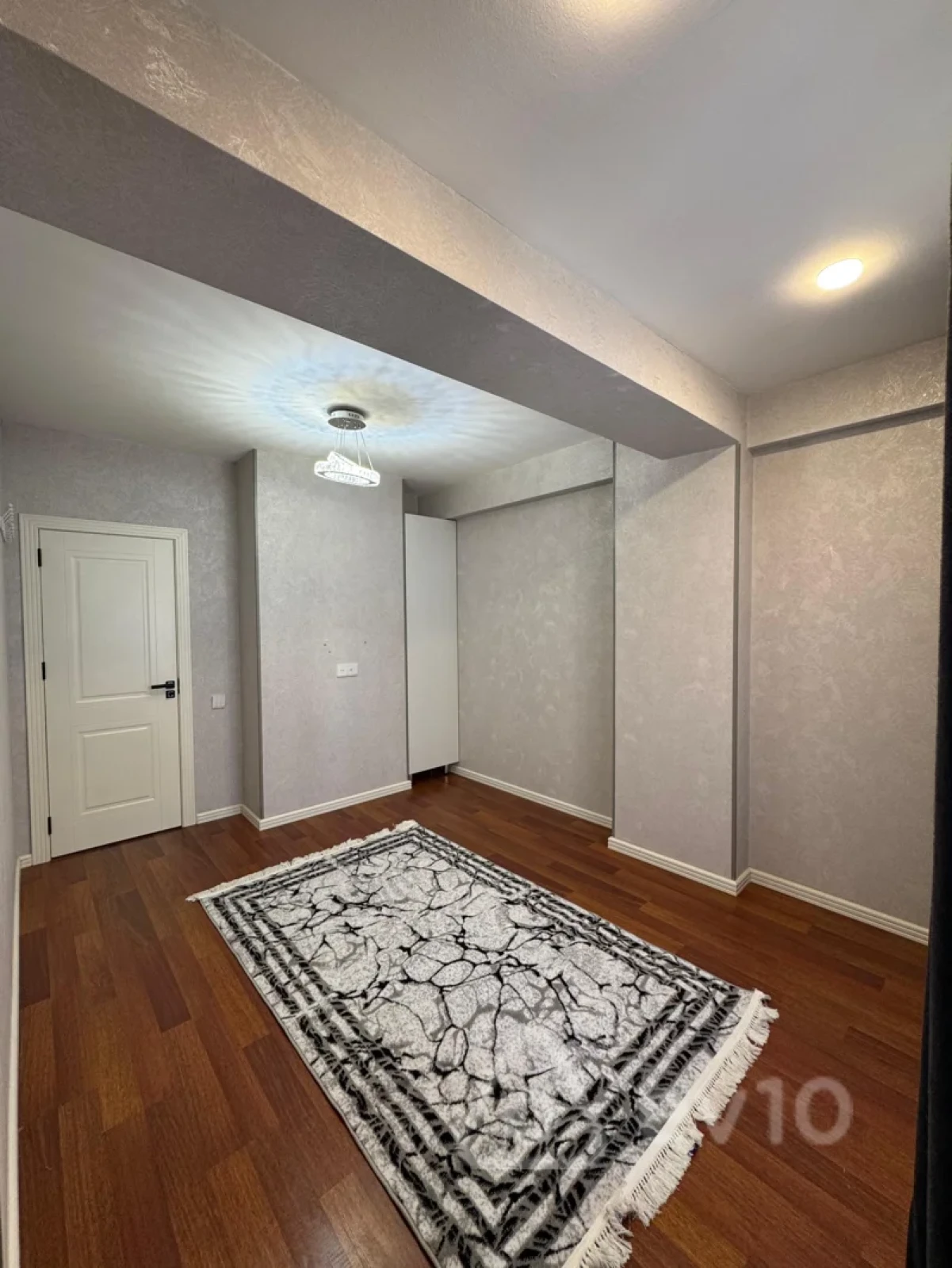 Satılır 2 otaqlı yeni tikili 55 m²