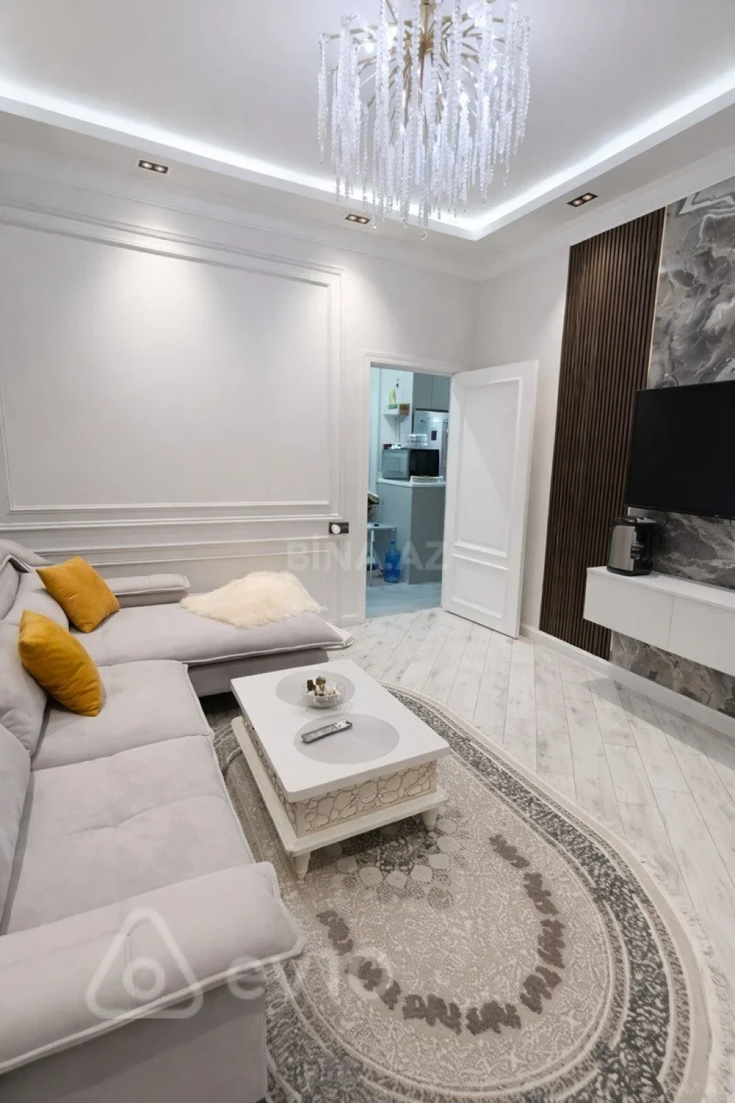 Kirayə verilir 2 otaqlı yeni tikili 60 m²