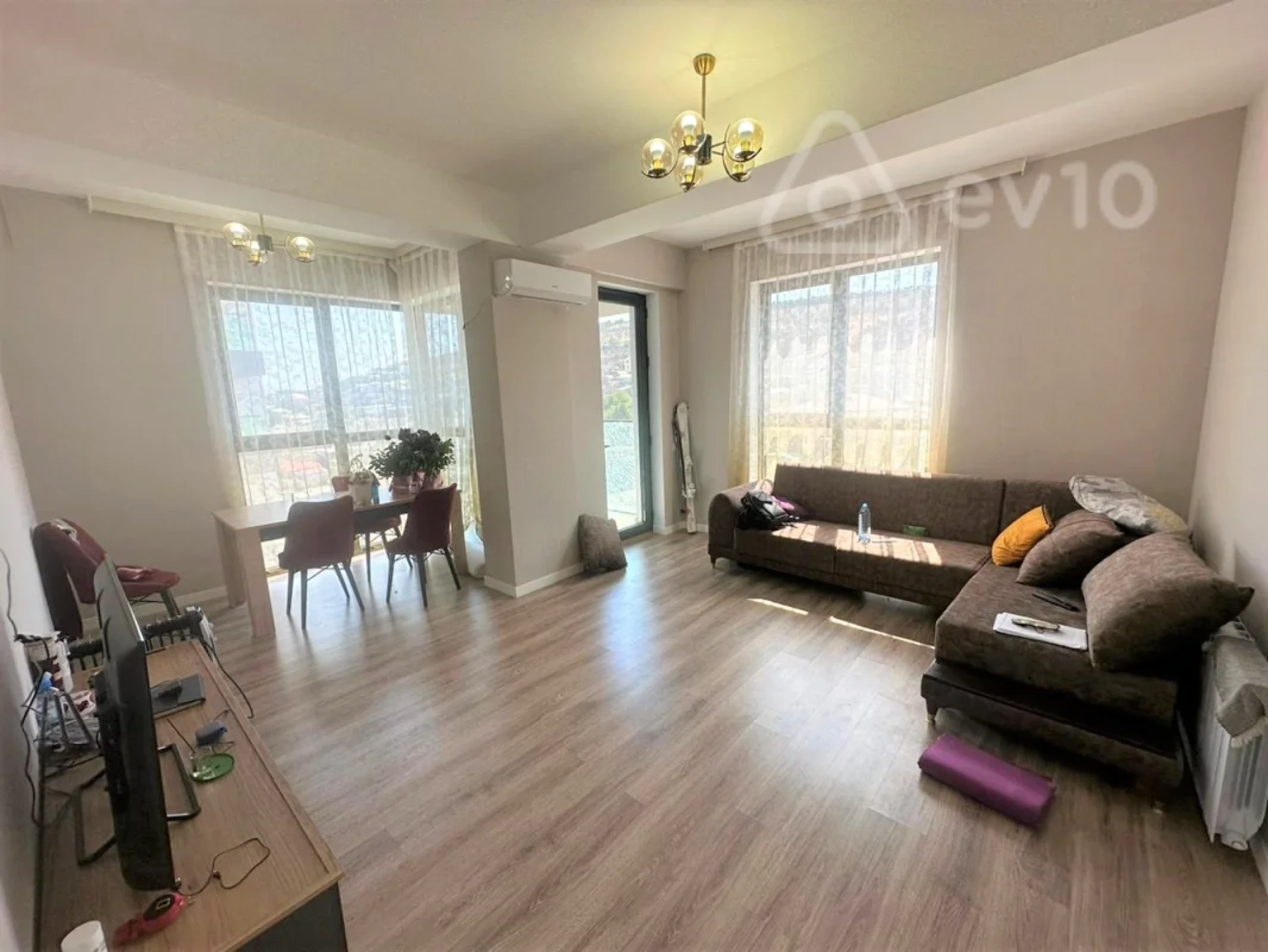 Kirayə verilir 2 otaqlı yeni tikili 80 m²