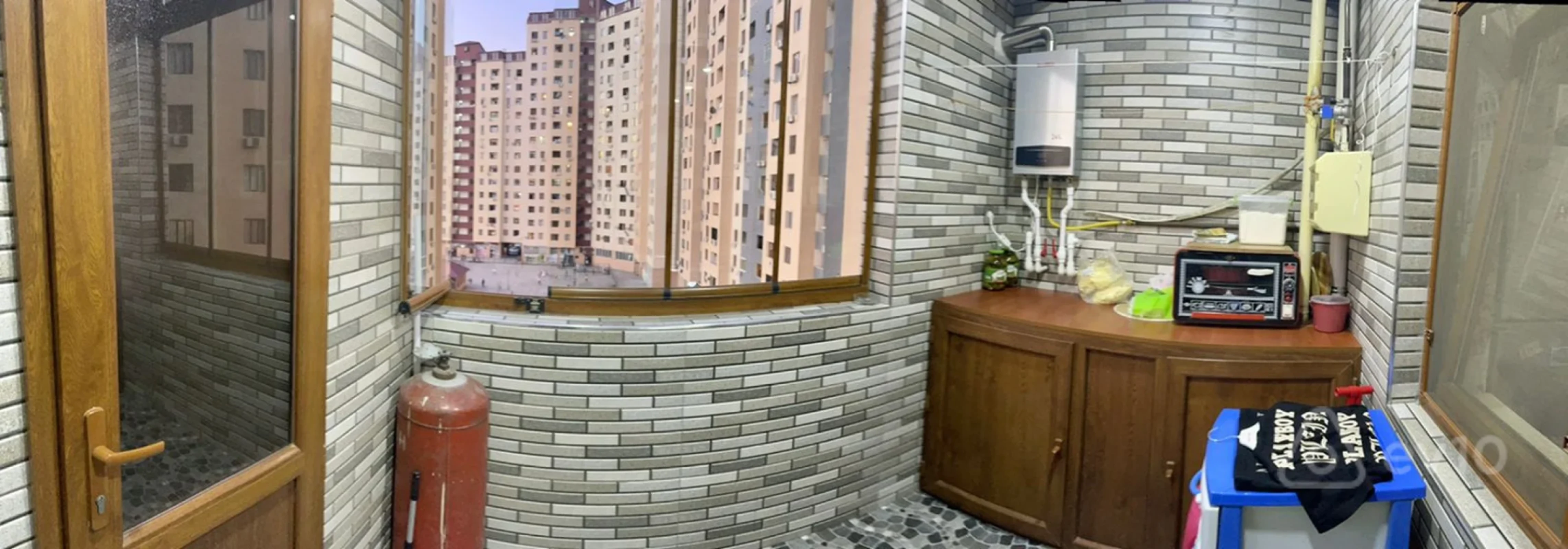 Kirayə verilir 3 otaqlı yeni tikili 130 m²