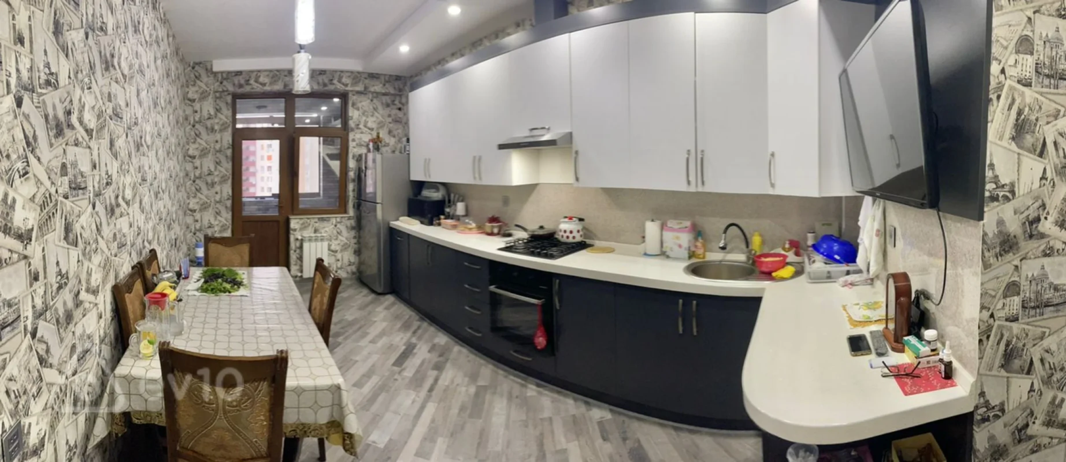 Kirayə verilir 3 otaqlı yeni tikili 130 m²