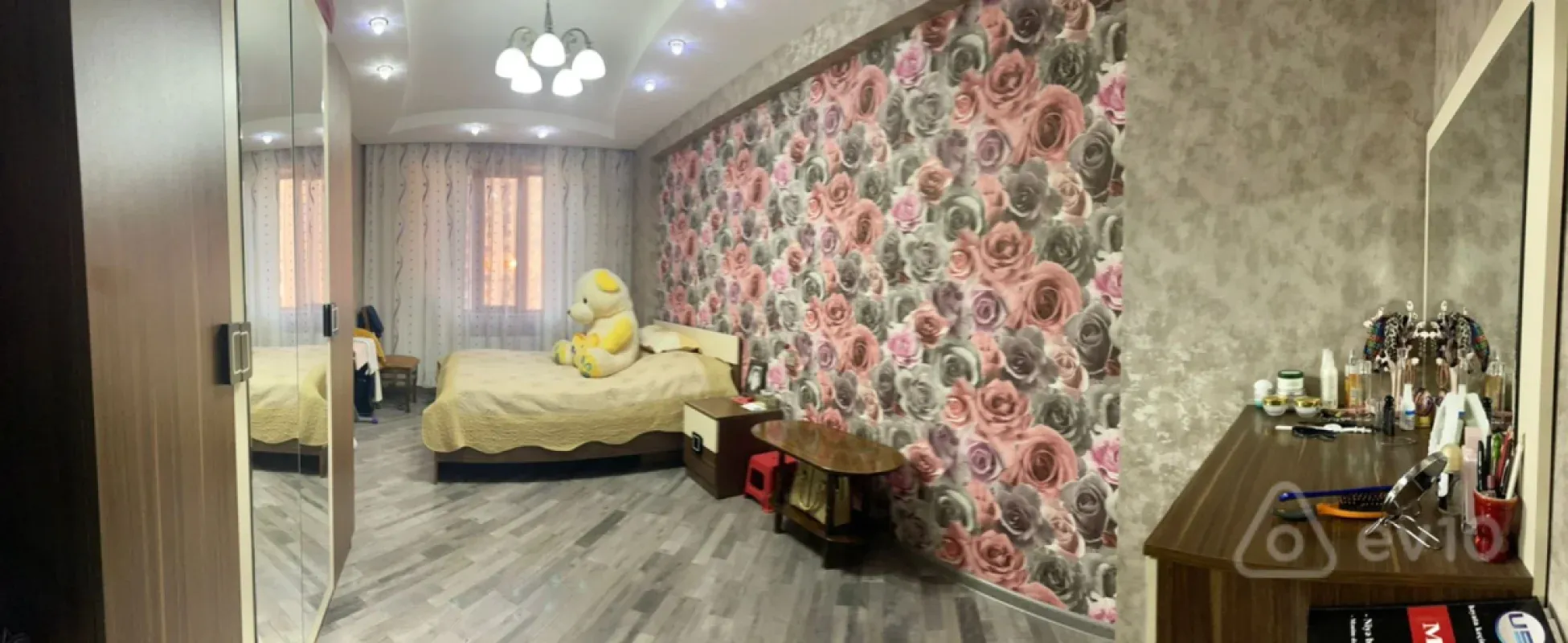 Kirayə verilir 3 otaqlı yeni tikili 130 m²