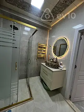 Kirayə verilir 2 otaqlı yeni tikili 70 m²