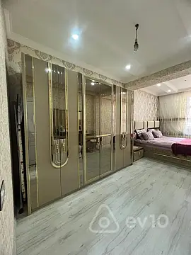 Kirayə verilir 2 otaqlı yeni tikili 70 m²