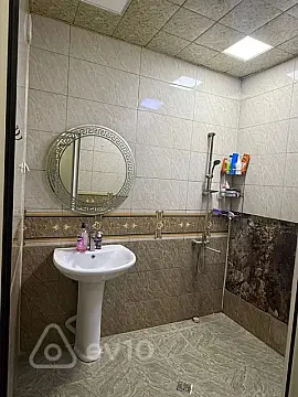 Satılır 2 otaqlı köhnə tikili 45 m²