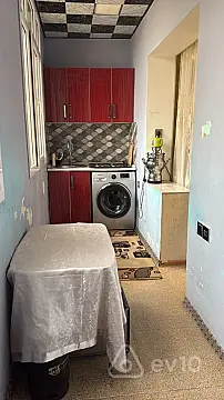 Satılır 2 otaqlı köhnə tikili 45 m²