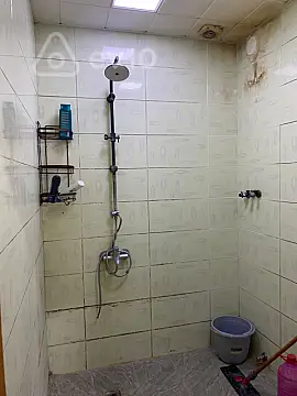 Kirayə verilir 2 otaqlı köhnə tikili 50 m²