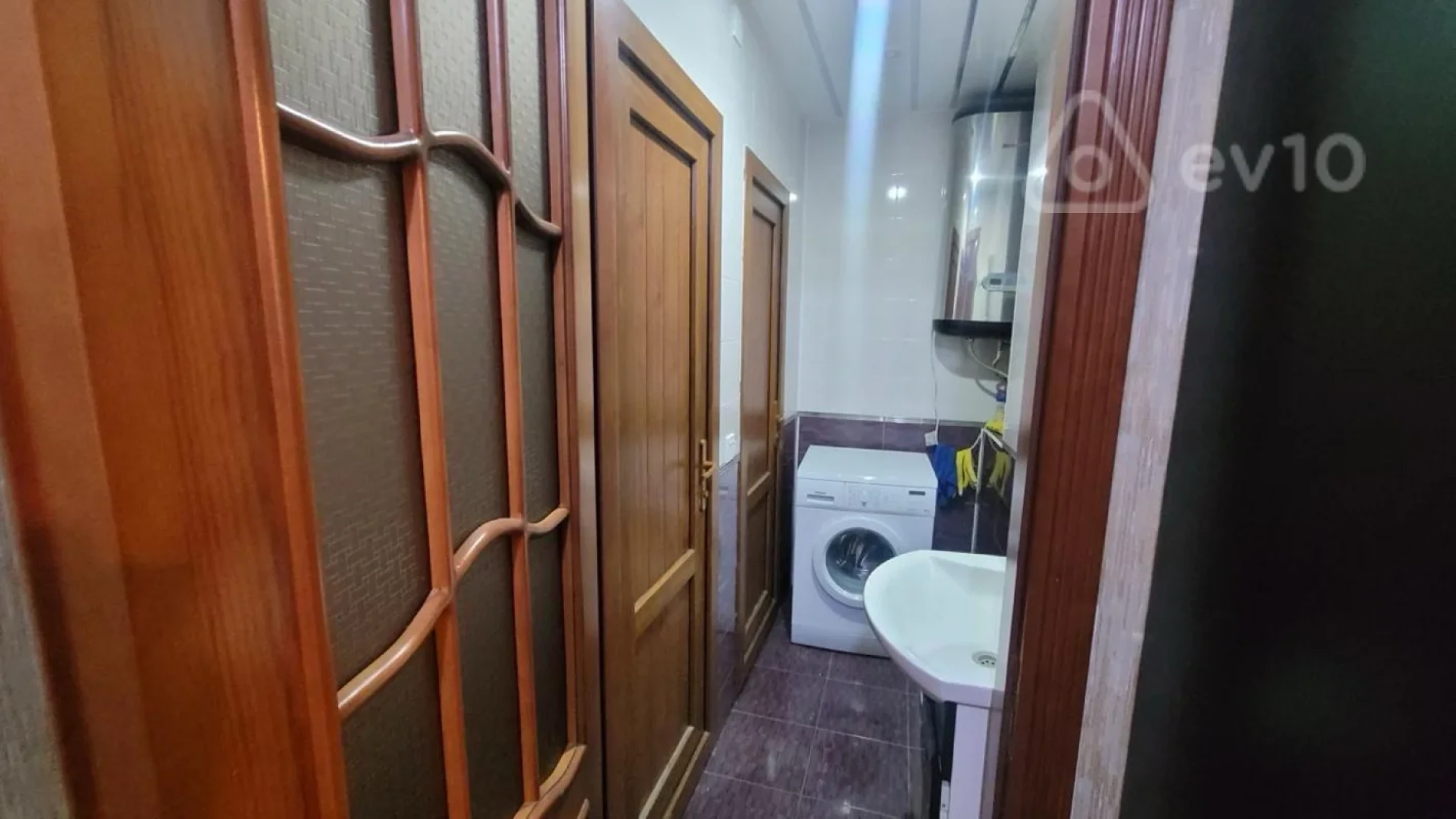 Kirayə verilir 2 otaqlı yeni tikili 55 m²